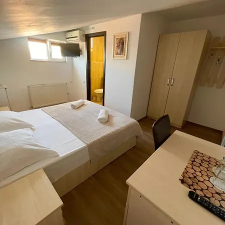 Casa Isabel Guest house *