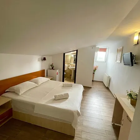 Casa Isabel 3* Constanta