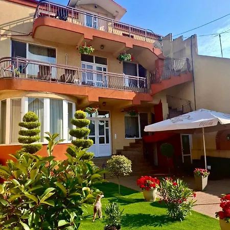 ゲストハウス Casa Isabel 3*
